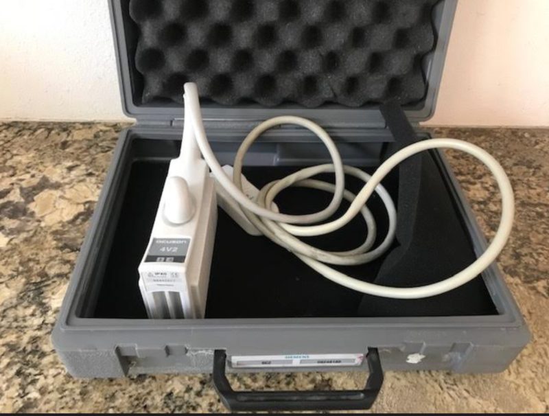 Siemens Acuson 4V2 Ultrasound Transducer Probe with case