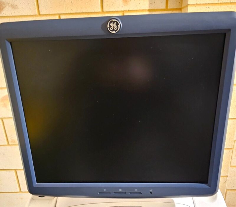 GE LOGIQ E9 LCD MONITOR - REMOVED FROM FULLY FUNCTIONAL 2014 MACHINE